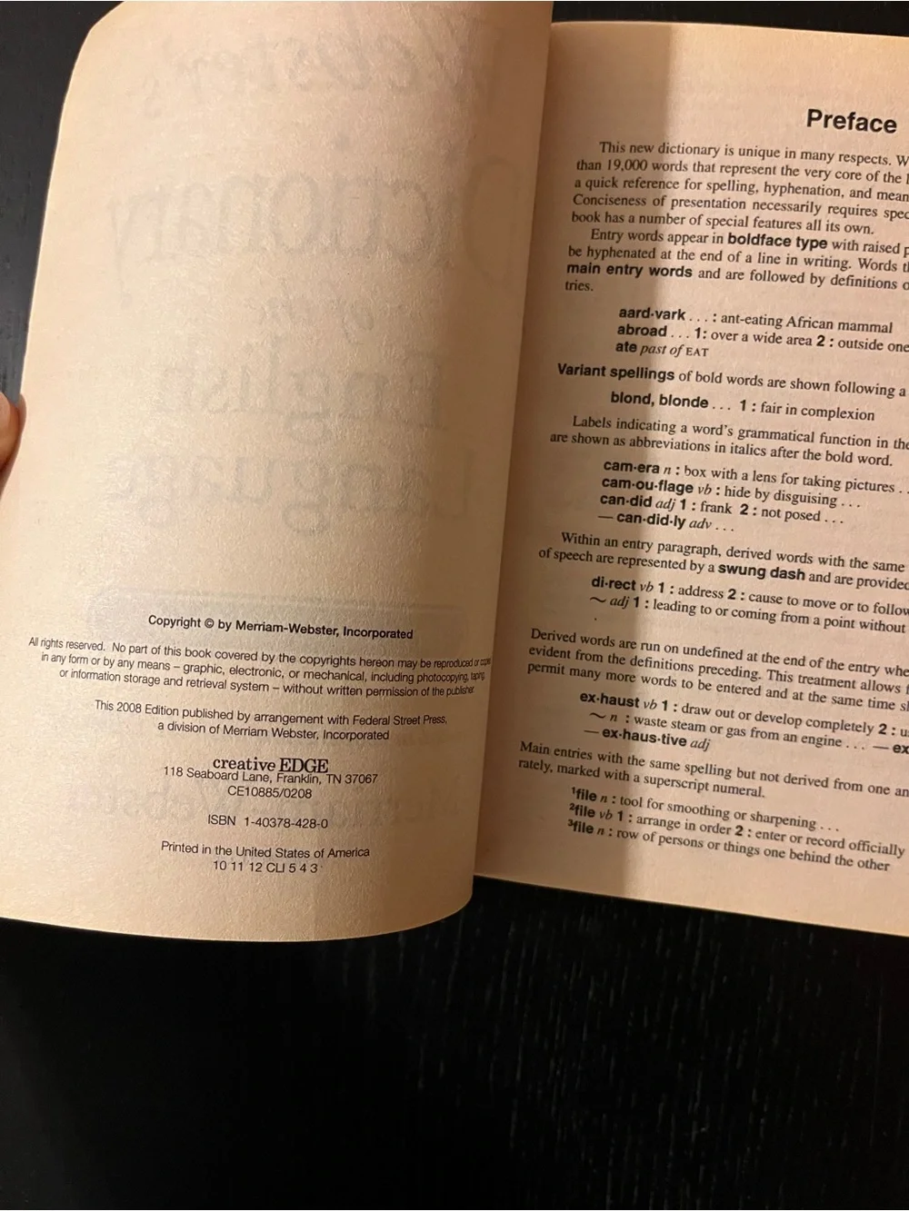 Merriam Webster English Language Dictionary Red Paperback Book 📚